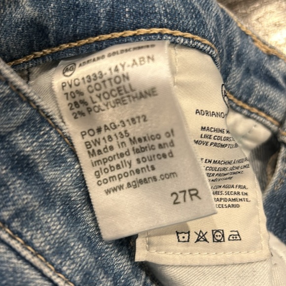 Super soft AG Distressed Light Wash ‘The Stilt’ Roll Up Jeans - Picture 7 of 9